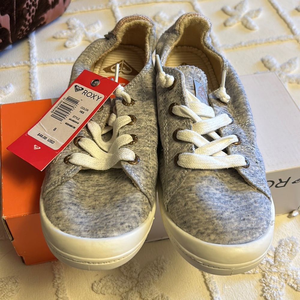ROXY Size 8 NWT